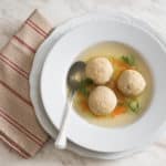 20150331-matzo-balls-daniel-gritzer-24.jpg