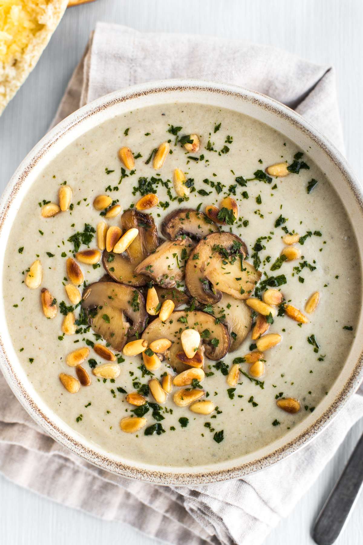 Vegan cream of mushroom soup – Easy Cheesy - Cooks Pantry